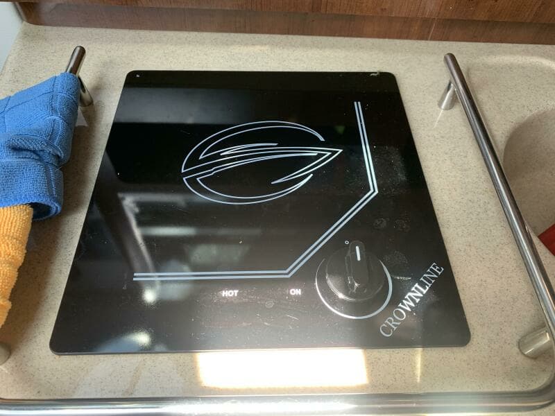 2018 Crownline 264 CR