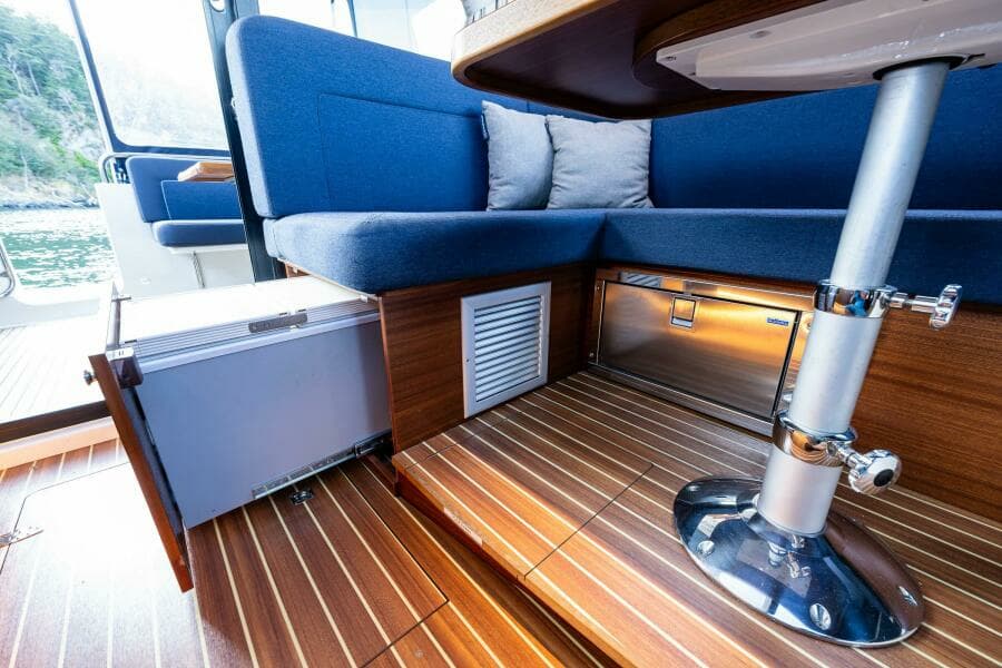 2020 Nimbus 365 Coupe