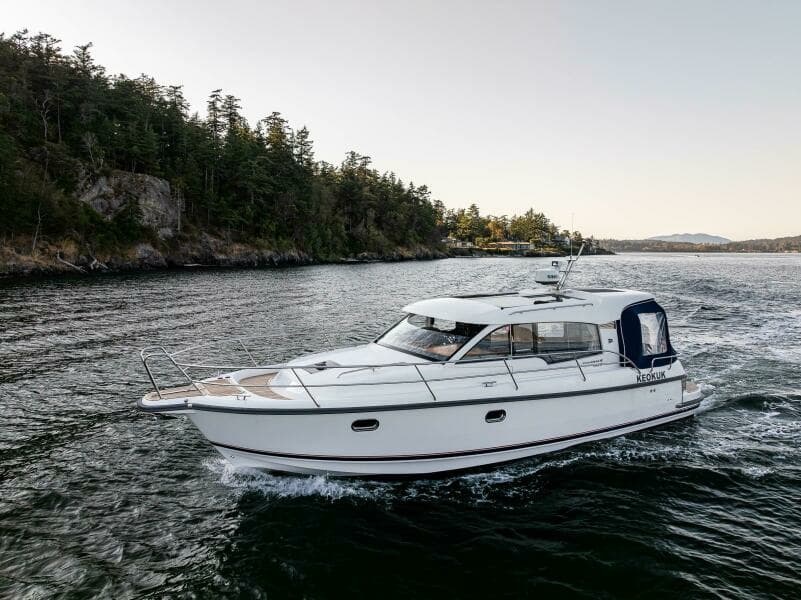 2020 Nimbus 365 Coupe