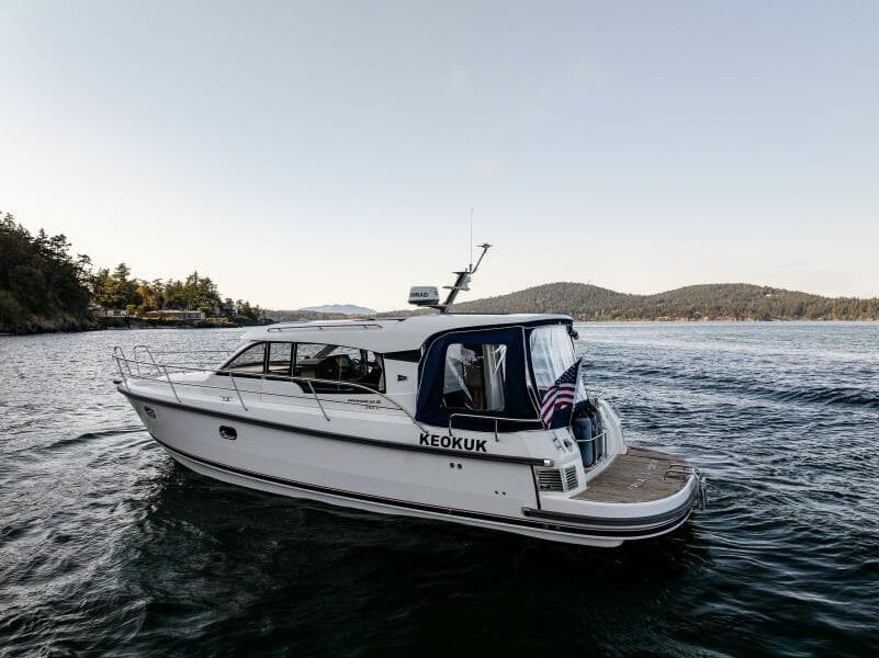 2020 Nimbus 365 Coupe