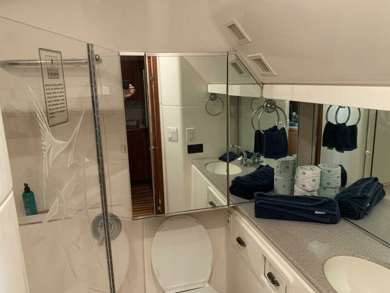 1999 Tiara Yachts 43 Open