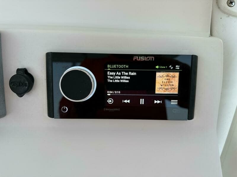 2009 Edgewater 318CC