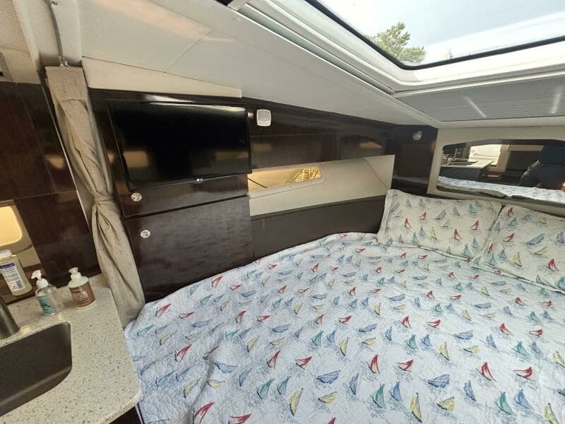 2016 Sea Ray 310 Sundancer