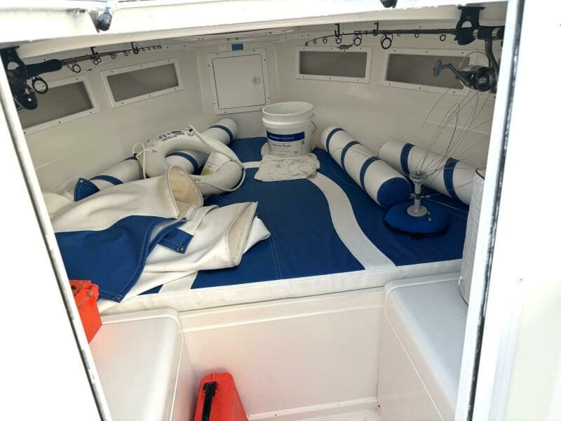 2000 Strike Center Console