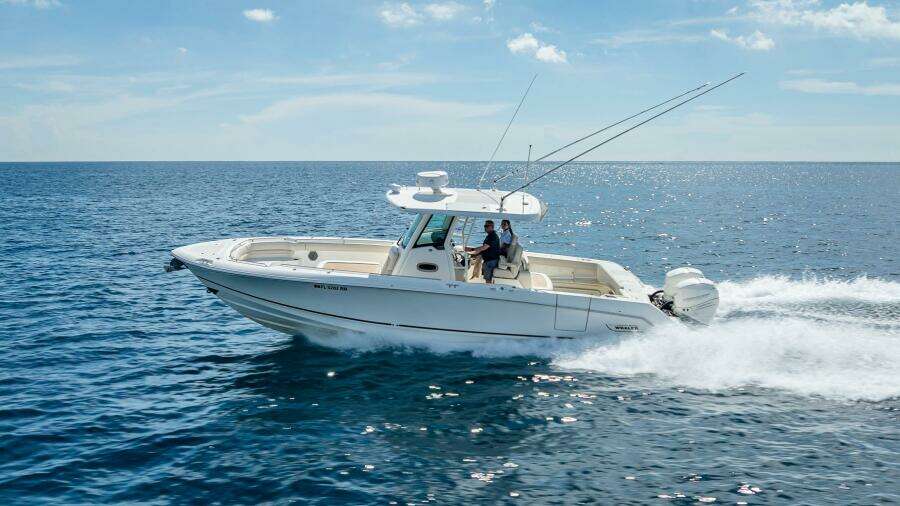 2017 Boston Whaler 330 Outrage