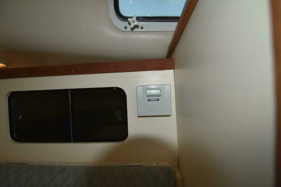 1998 Albin 28 TE Pilothouse