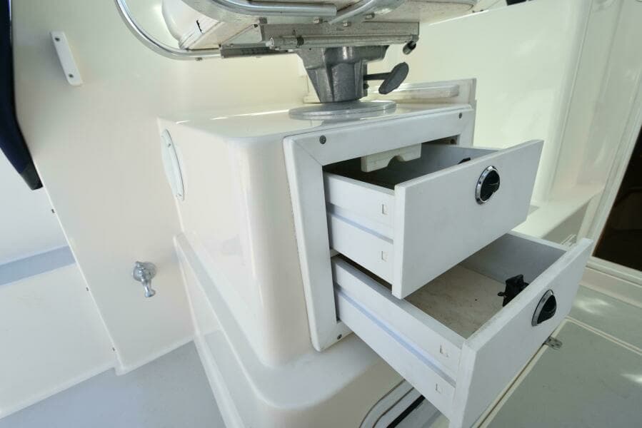 1998 Albin 28 TE Pilothouse