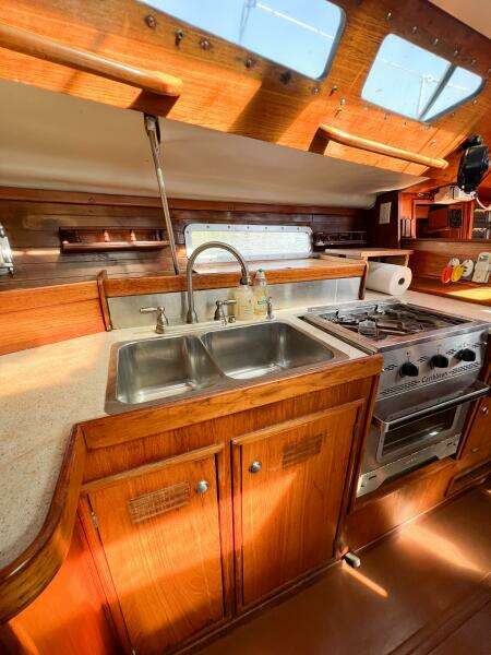 1989 Jeanneau Voyage 11.2