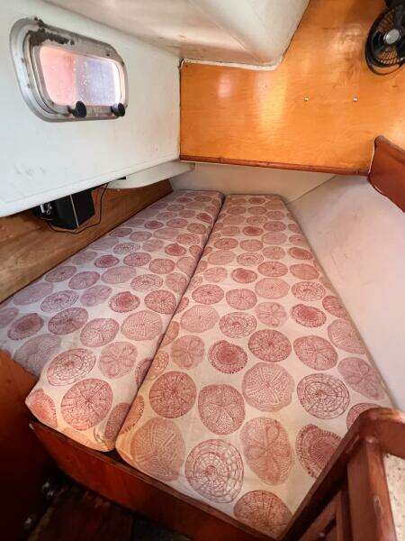 1989 Jeanneau Voyage 11.2