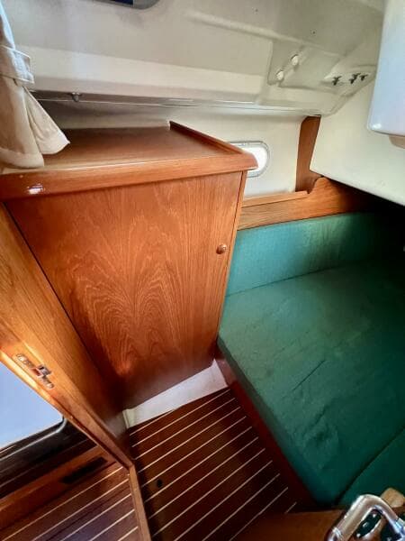 2005 Jeanneau Sun Odyssey 35