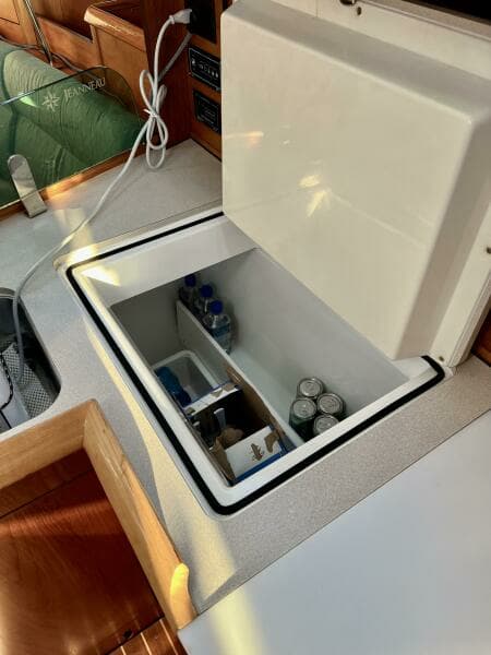 2005 Jeanneau Sun Odyssey 35