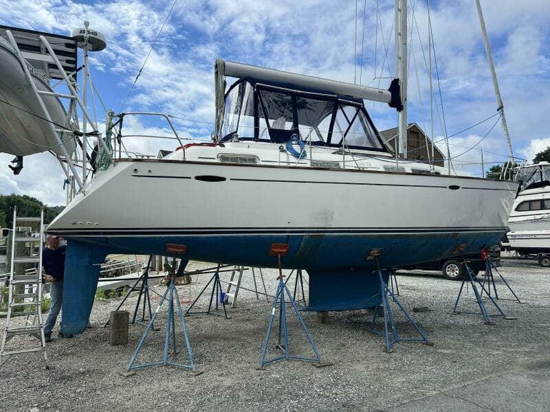 2002 Moody 38-2 Sloop