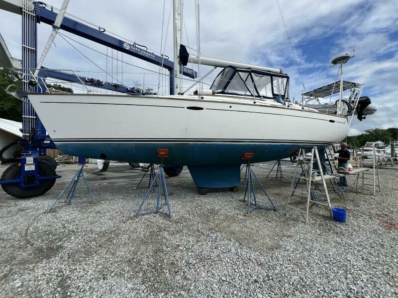 2002 Moody 38-2 Sloop