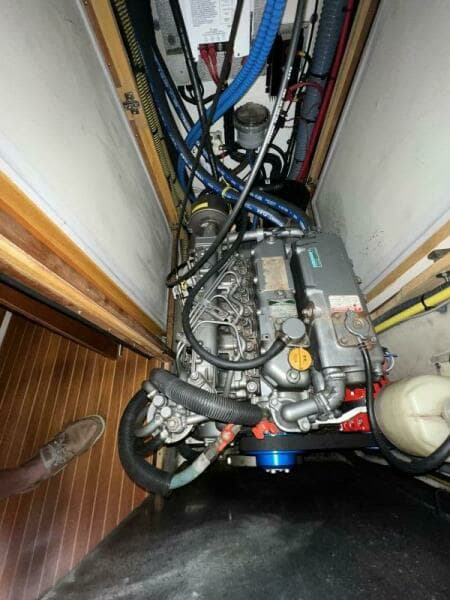 2002 Moody 38-2 Sloop