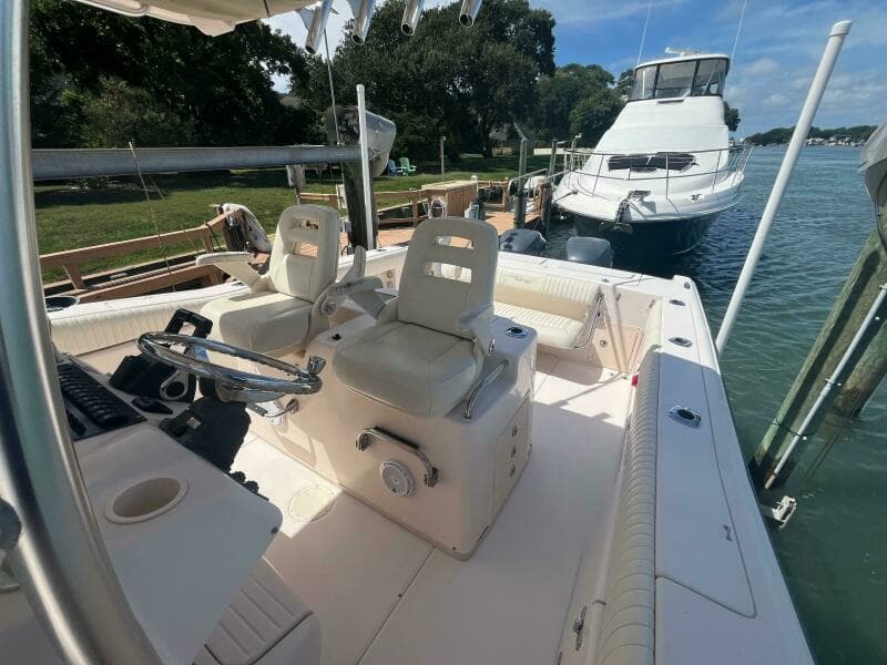2007 Grady-White 306 Bimini
