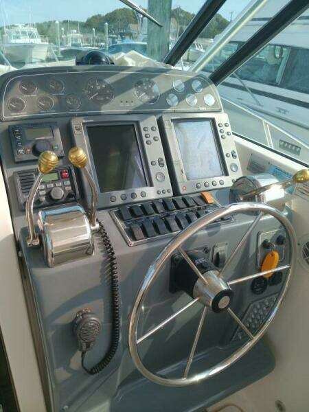 2004 Tiara Yachts 3100 Open