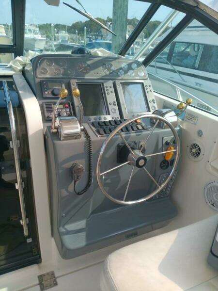 2004 Tiara Yachts 3100 Open