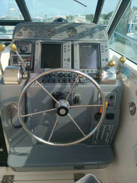 2004 Tiara Yachts 3100 Open