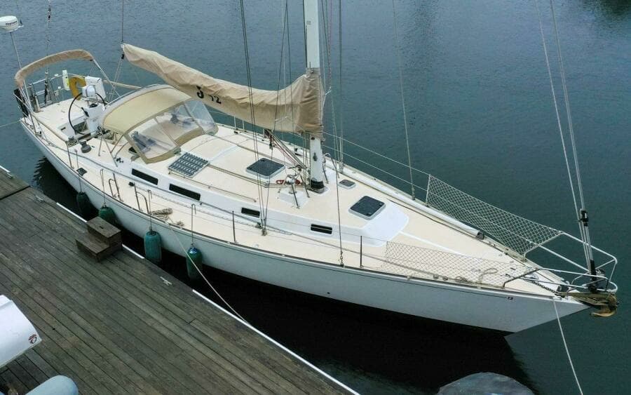 J/42 - Canty - On Dock