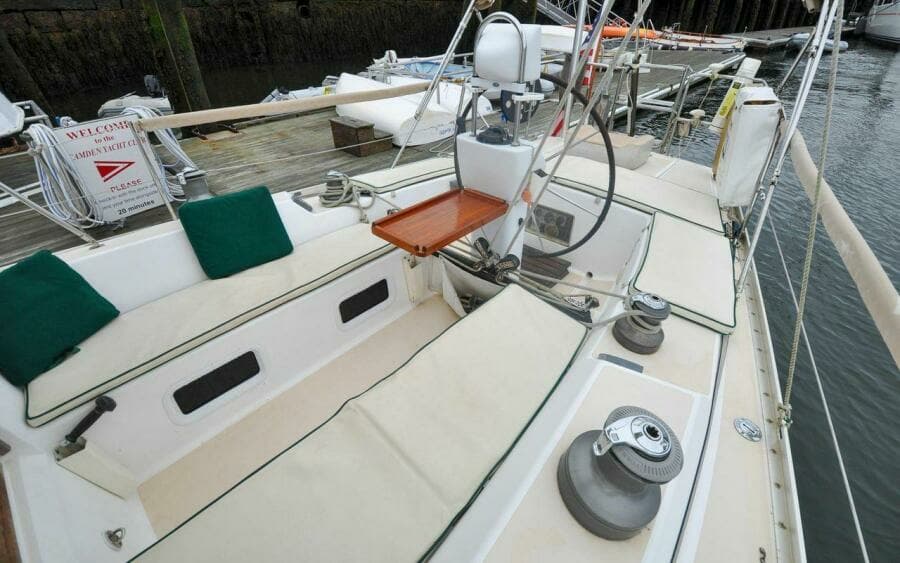 J/42 - Canty - Cockpit