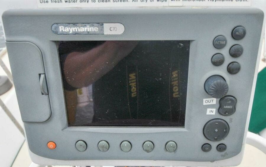 J/42 - Canty - Cockpit - Multifunction Display