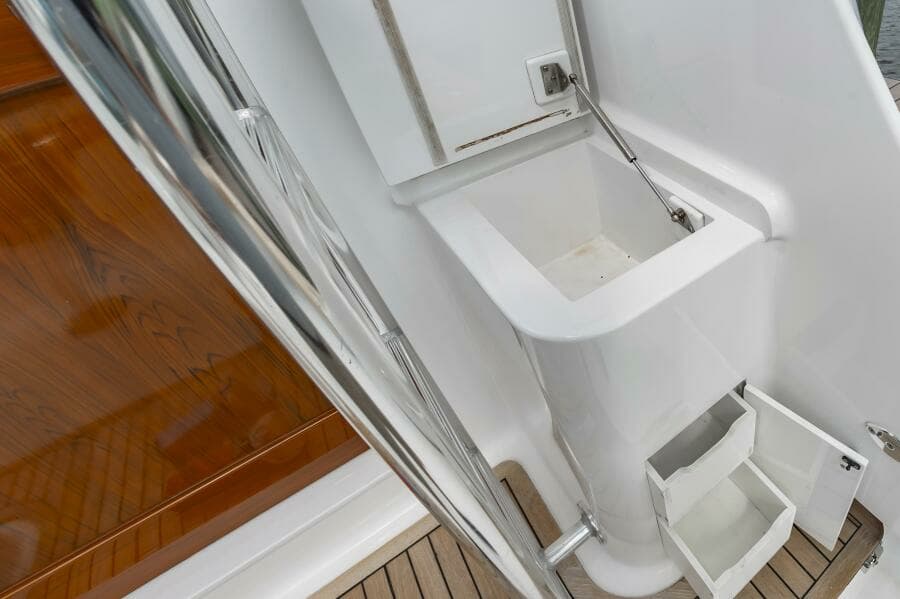 1994 Custom Carolina 43 Blackwell Convertible