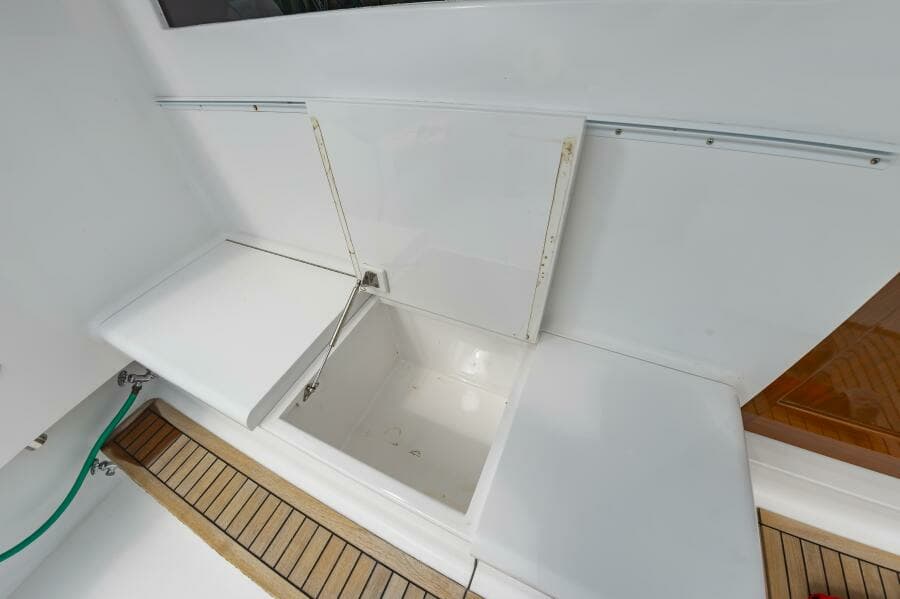 1994 Custom Carolina 43 Blackwell Convertible