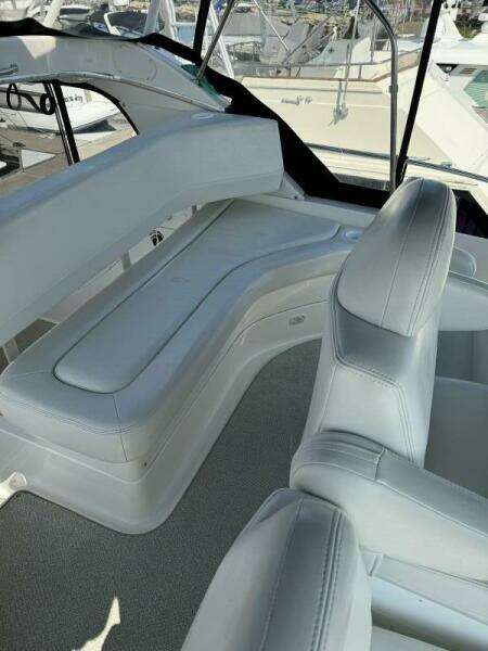 2004 Silverton 39 Motor Yacht