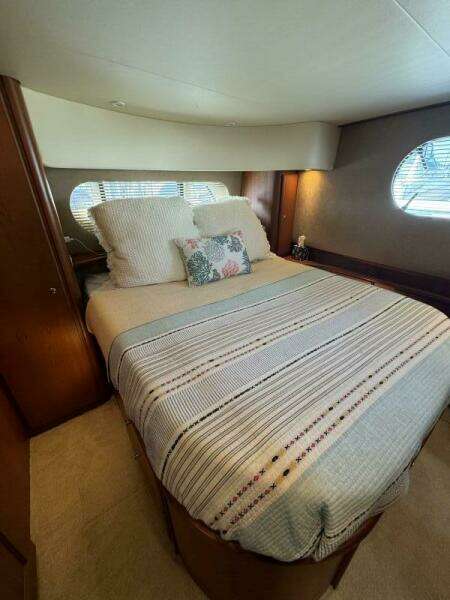 2004 Silverton 39 Motor Yacht