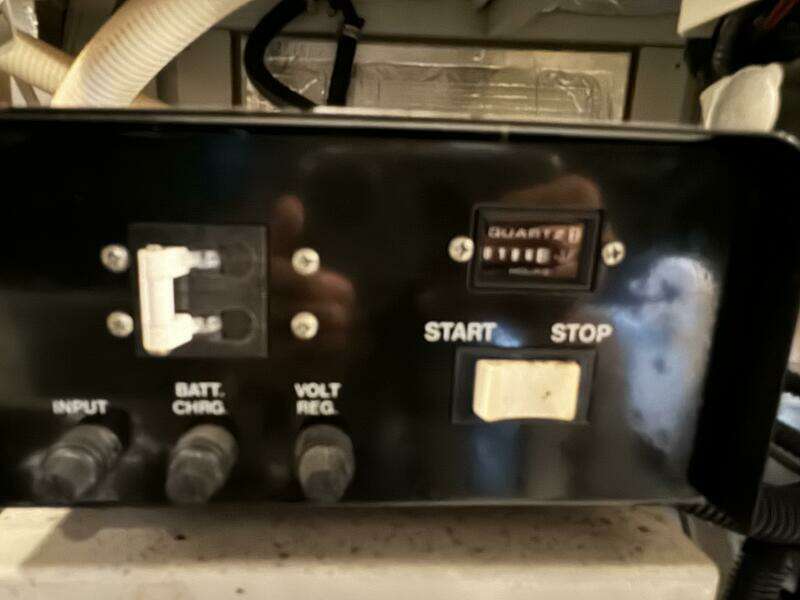 2004 Silverton 39 Motor Yacht