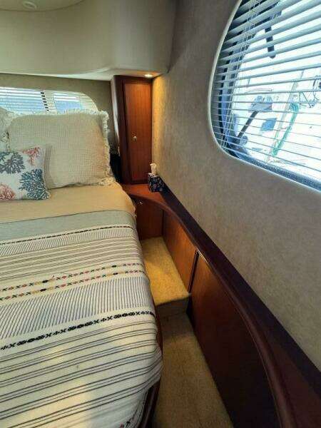 2004 Silverton 39 Motor Yacht