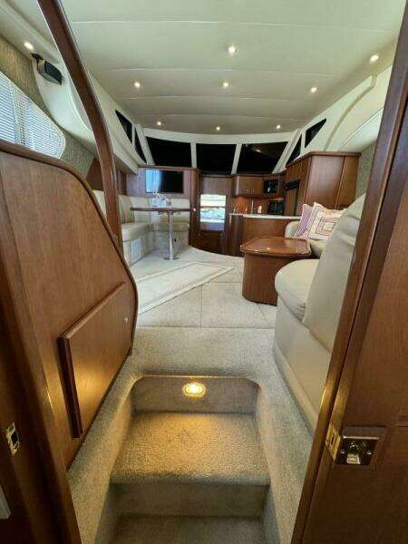 2004 Silverton 39 Motor Yacht