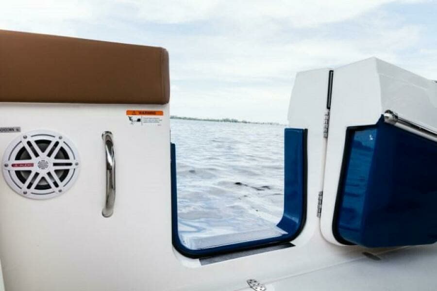 2025 Wellcraft 302 Fisherman