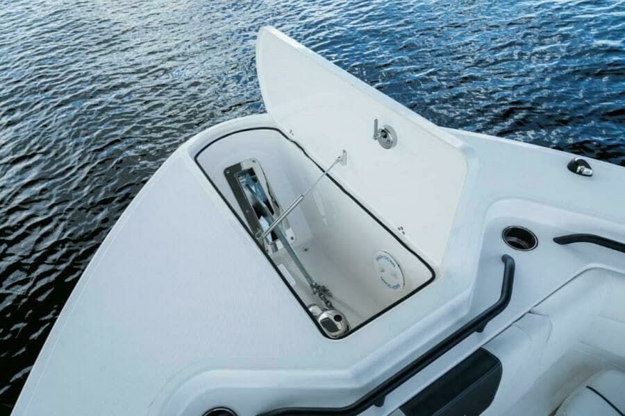 2025 Wellcraft 352 Fisherman