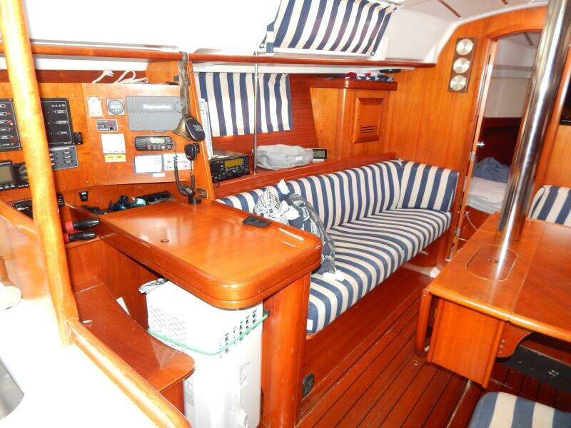 2001 Beneteau Oceanis 361 Clipper