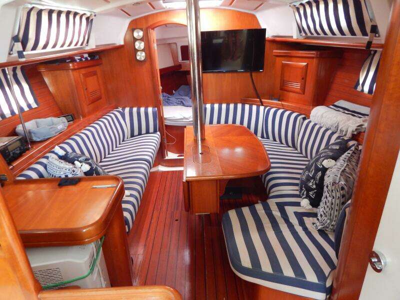 2001 Beneteau Oceanis 361 Clipper