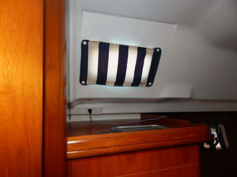 2001 Beneteau Oceanis 361 Clipper