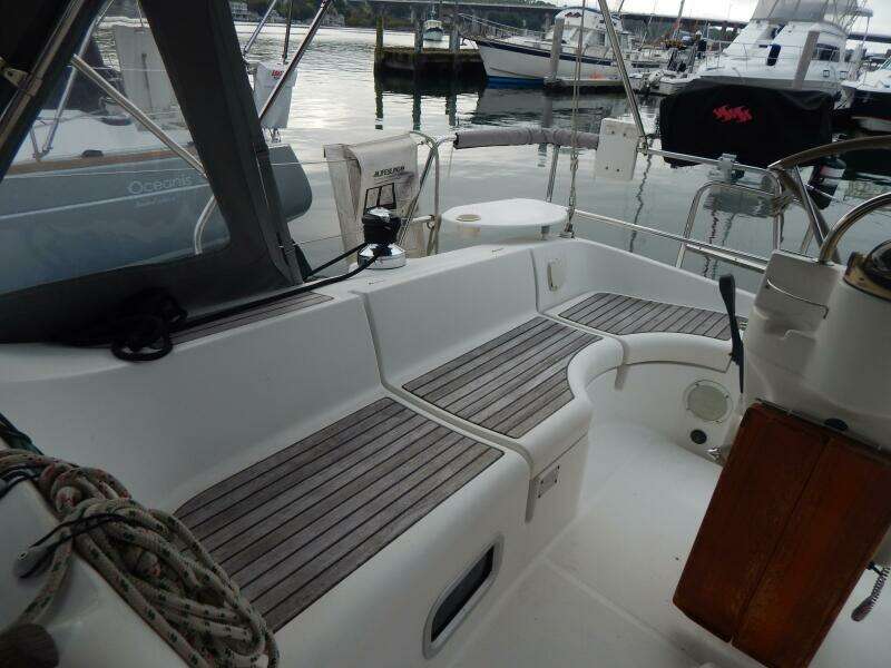 2001 Beneteau Oceanis 361 Clipper
