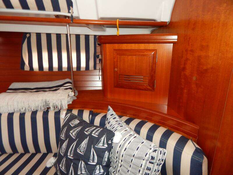 2001 Beneteau Oceanis 361 Clipper