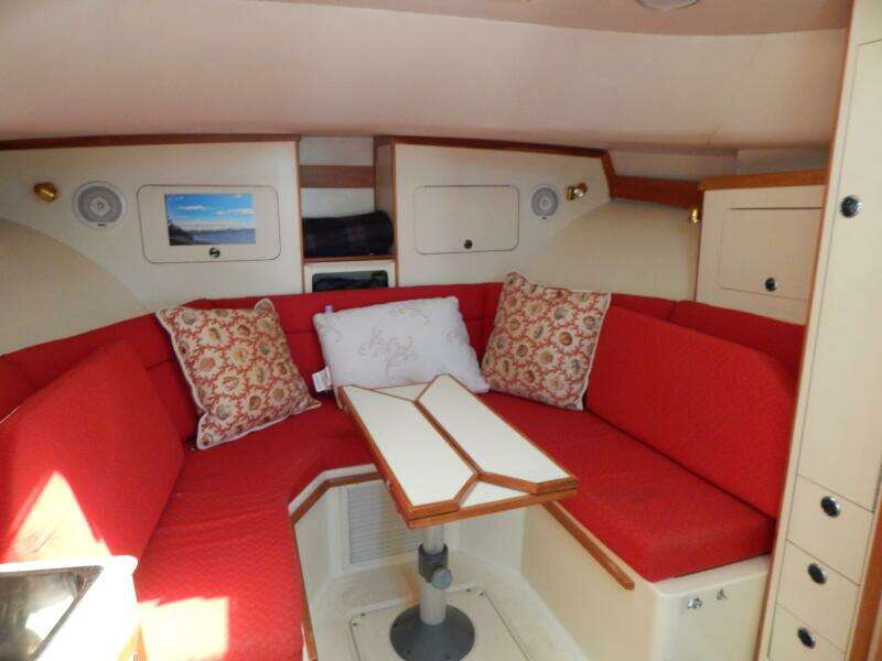 1999 Albin 31 Tournament Express