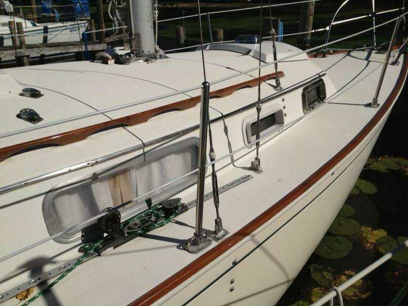 1979 Sabre 28