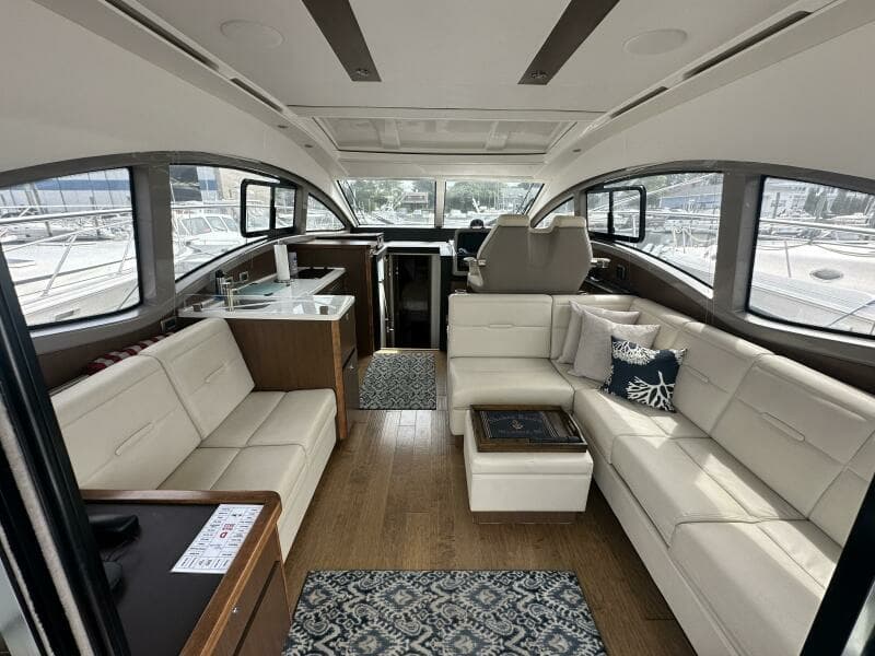 2018 Sea Ray Sundancer 400