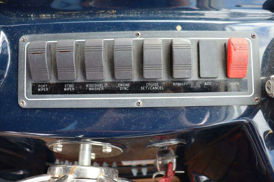 2012 Tiara Yachts 3100 Coronet