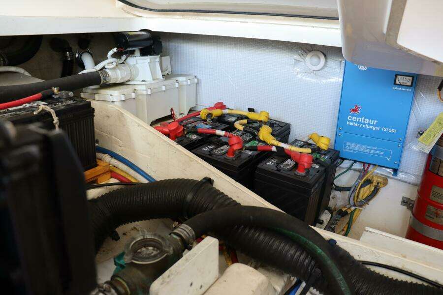 2012 Tiara Yachts 3100 Coronet