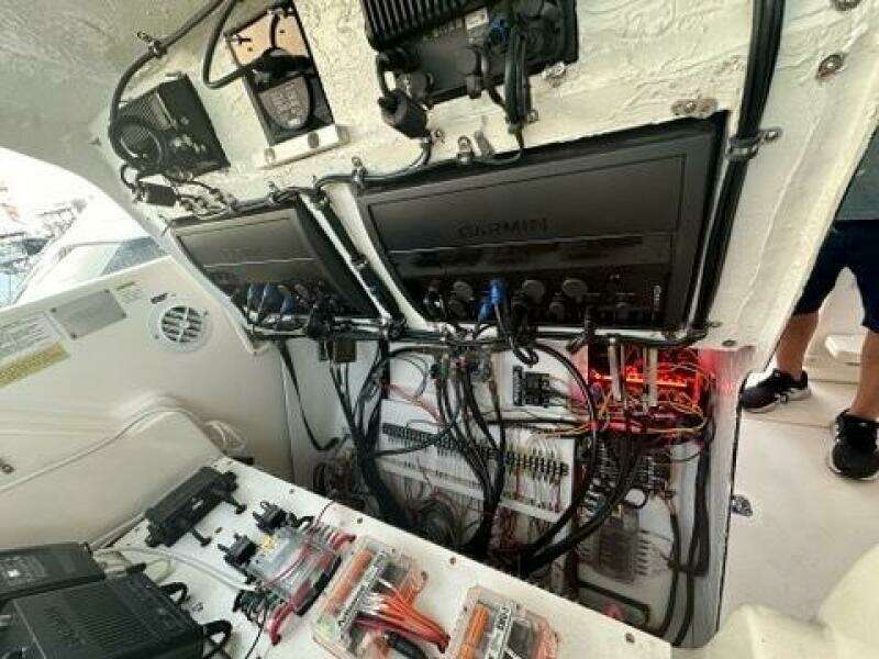 1996 Tiara Yachts 43 Open