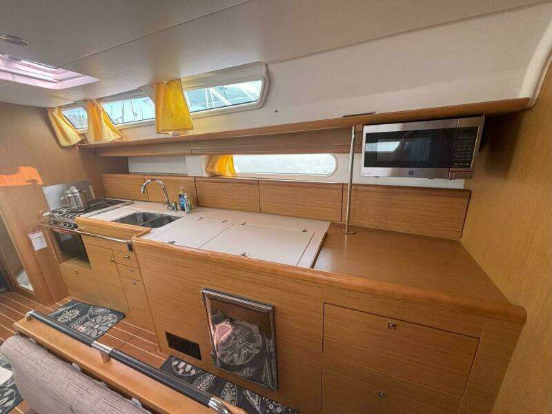 2009 Jeanneau Sun Odyssey 44i