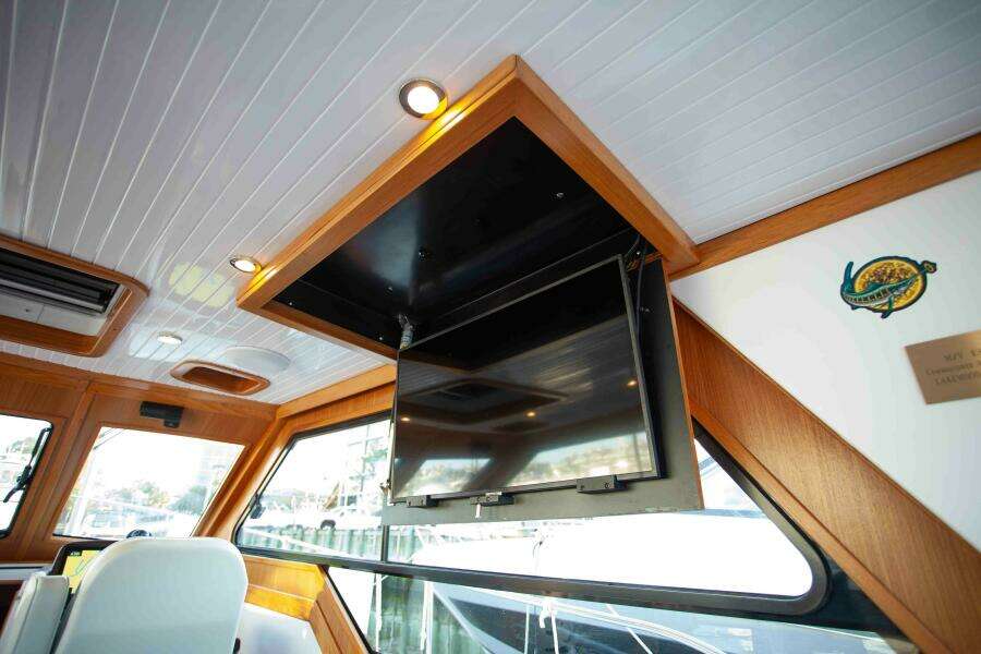 2024 True North Outboard Express