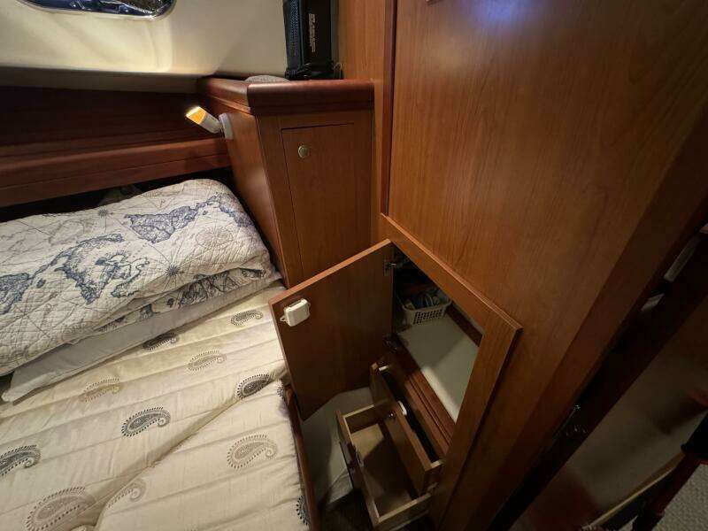 2008 Mainship 34 Pilot Hardtop