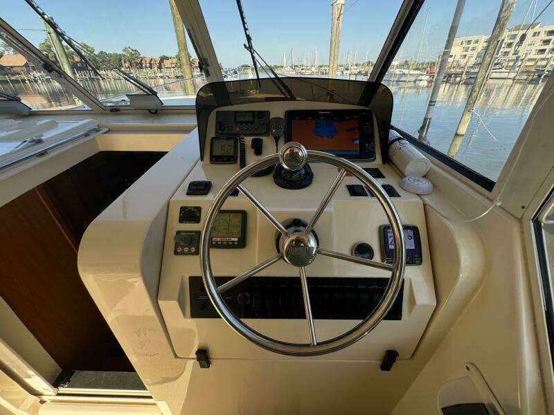 2008 Mainship 34 Pilot Hardtop