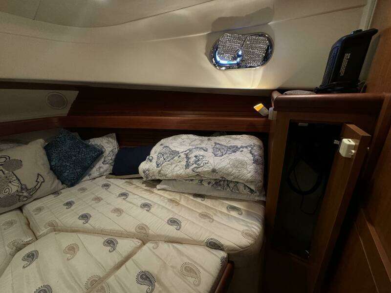 2008 Mainship 34 Pilot Hardtop